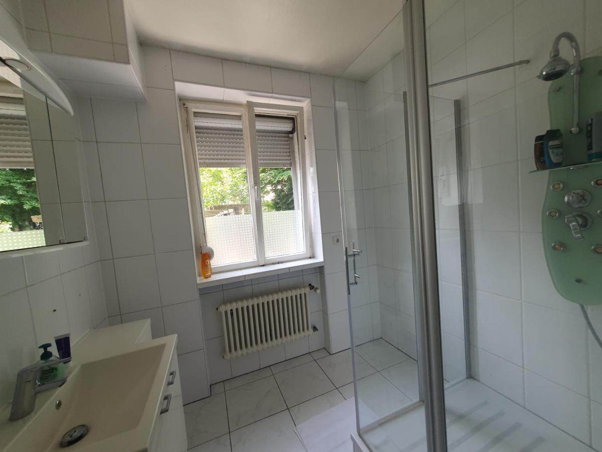 Privatzimmer An Der Uniklinik Mainz - Nur Fuer Weibliche Gaeste Apartment Exterior photo