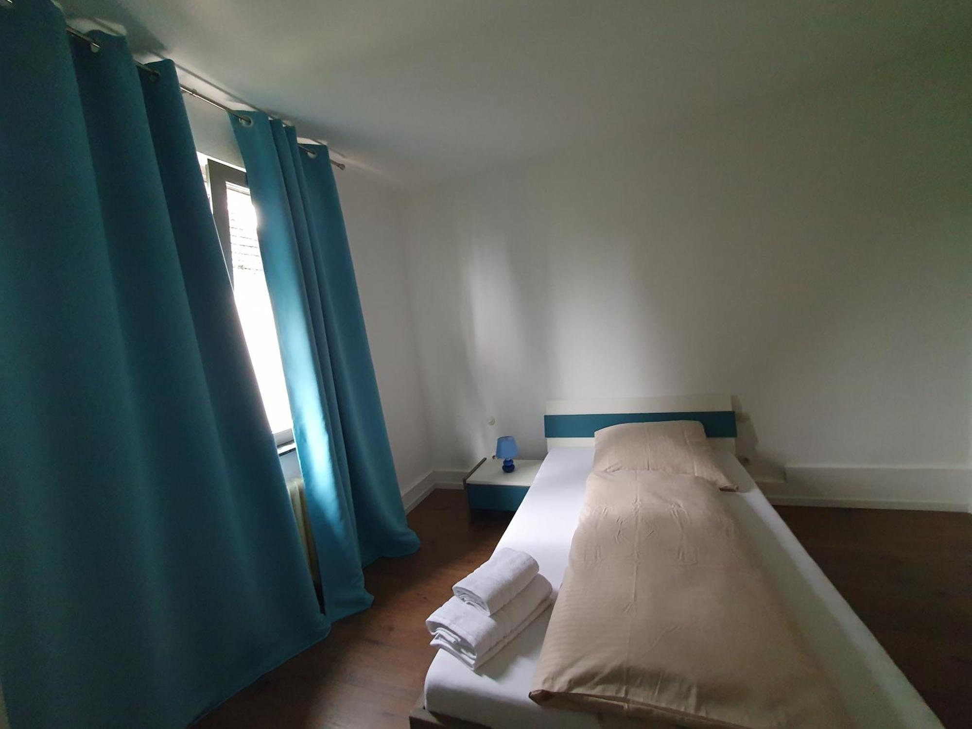 Privatzimmer An Der Uniklinik Mainz - Nur Fuer Weibliche Gaeste Apartment Exterior photo